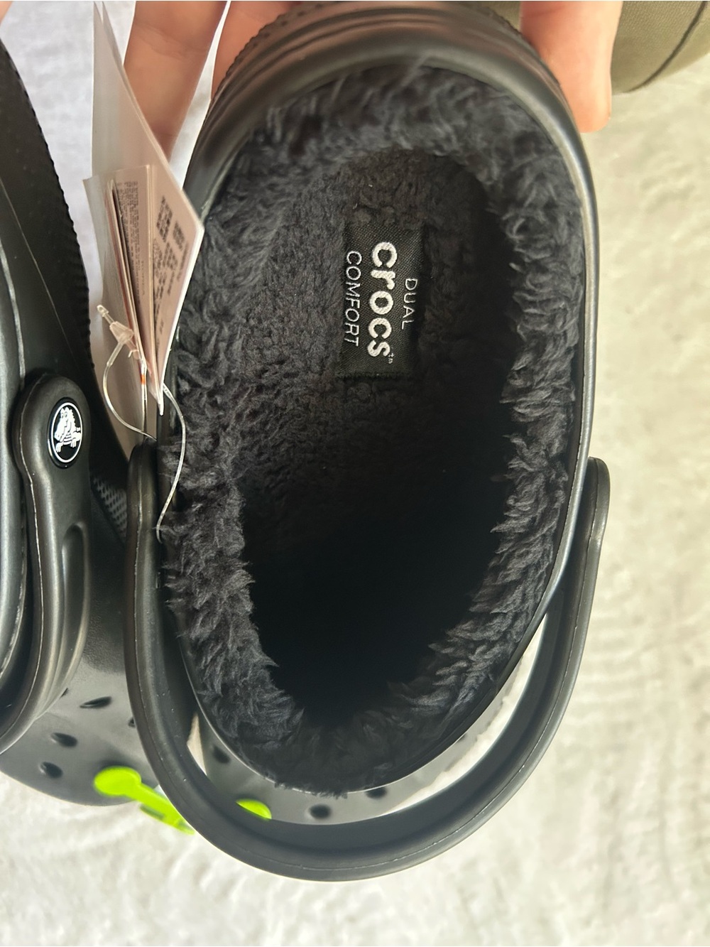 CROCS Baya Lined Clog in Black with Black Fleece - Picture 4 of 4